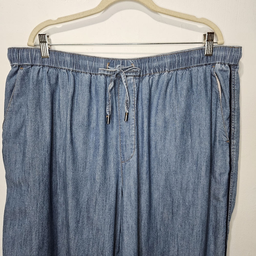 WILDFANG Essential Loose Leg Tencel Blend Culotte Wide Leg Pants Chambray 1X - Picture 5 of 15